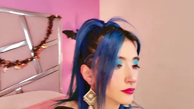 Snapshot of Lunapage chatting on 17, 10, 2025 Lunapage online show from 17, 10, 2025