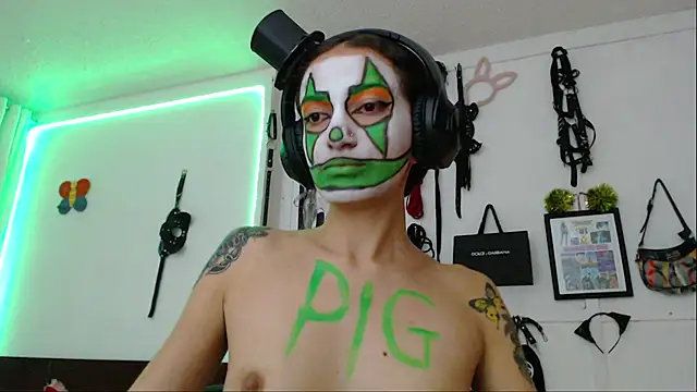 Eloise-brown online show from 1, 2, 2025