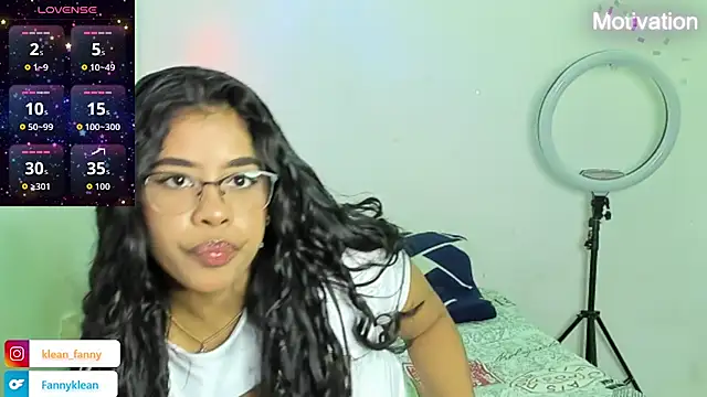 Fanny Klean online show from 15, 12, 2025