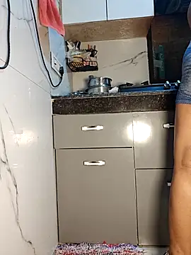 Manpreet kaur21 online show from 15, 5, 2026