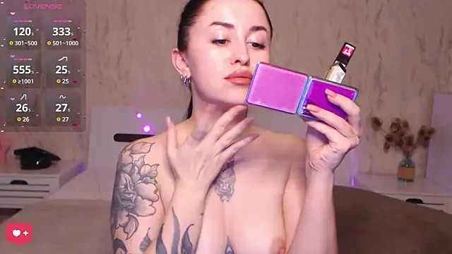 VioletCatt online show from 14, 3, 2025