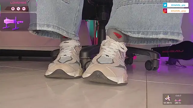 charlotte  grey online show from 15, 9, 2025