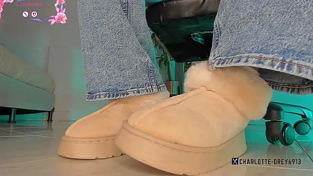 charlotte  grey online show from 27, 11, 2025