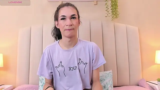 Snapshot of Mia_thompson_19 chatting on 15, 1, 2026 Mia thompson 19 online show from 15, 1, 2026