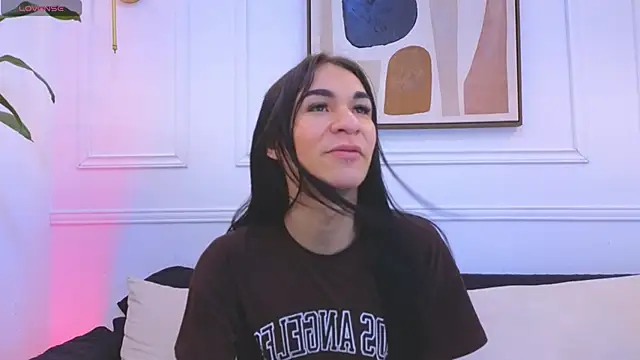 Mia thompson 19 online show from 23, 2, 2026