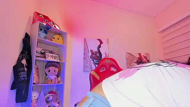 madelyn rose  online show from 16, 1, 2025