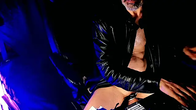 Snapshot of lux_dei chatting on 24, 3, 2026 lux dei online show from 24, 3, 2026