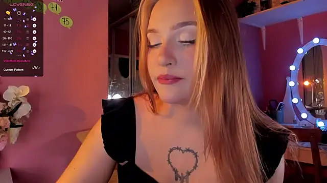 CarolineLovers online show from 6, 10, 2025