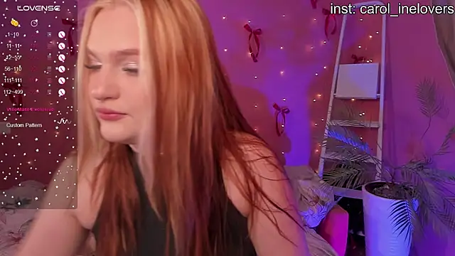 CarolineLovers online show from 4, 2, 2026