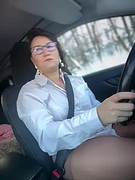 Snapshot of ZhenjaPoledance chatting on 3, 2, 2026 ZhenjaPoledance online show from 3, 2, 2026