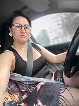 Snapshot of ZhenjaPoledance chatting on 1, 3, 2026 ZhenjaPoledance online show from 1, 3, 2026