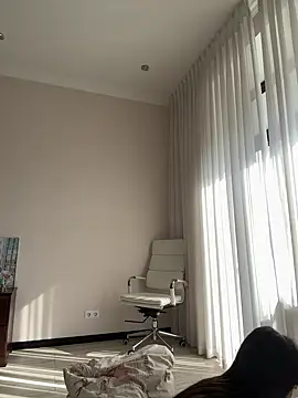 Hott Lolla online show from 8, 3, 2025