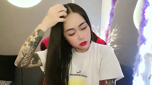 Snapshot of witch-39 chatting on 8, 1, 2025 witch-39 online show from 8, 1, 2025