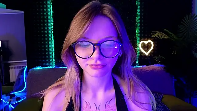 LitaBrom online show from 7, 10, 2025