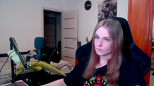 stellablondy online show from 24, 2, 2025