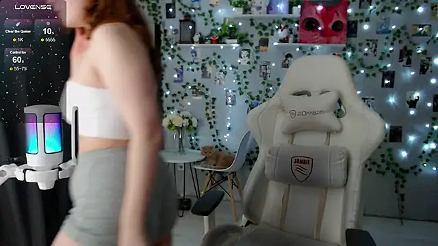 Meow babe online show from 8, 1, 2025