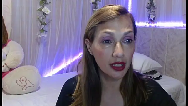 italagomez  online show from 20, 1, 2025