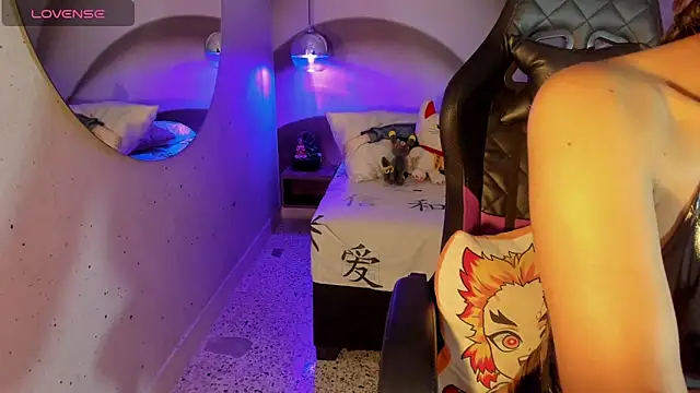 IamNayuta online show from 8, 9, 2025