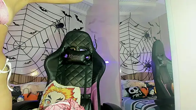 IamNayuta online show from 25, 10, 2025