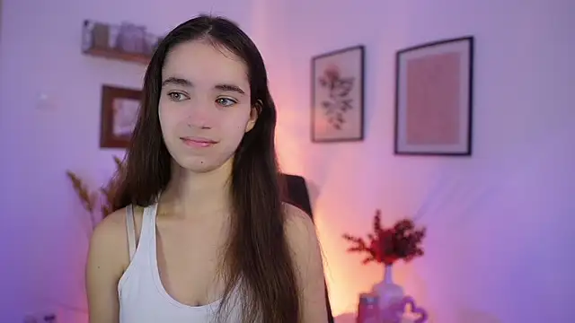 Gia Paige18 online show from 16, 10, 2025