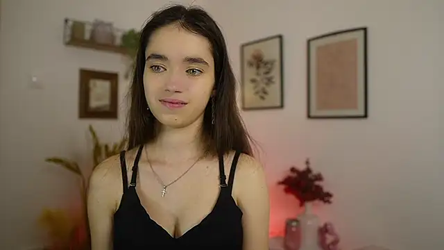 Gia Paige18 online show from 18, 2, 2026