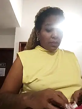 ELLA KELLY online show from 5, 11, 2025