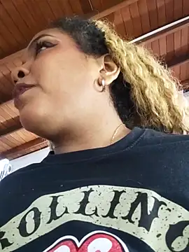 ELLA KELLY online show from 6, 3, 2026