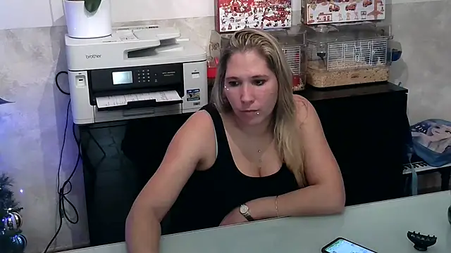 Chatonne69 online show from 19, 12, 2024