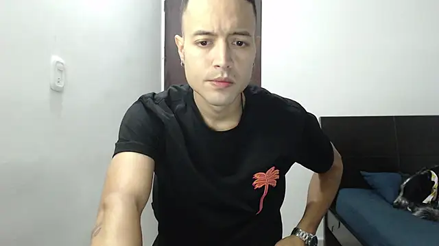 dimitriquiet05 online show from 6, 1, 2025