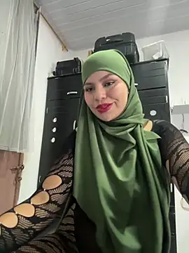 Snapshot of lalilamassu1 chatting on 5, 3, 2025 lalilamassu1 online show from 5, 3, 2025