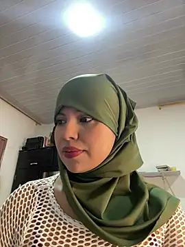 Snapshot of lalilamassu1 chatting on 13, 3, 2025 lalilamassu1 online show from 13, 3, 2025