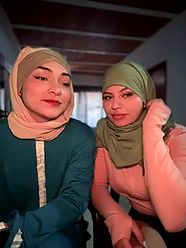 Snapshot of lalilamassu1 chatting on 15, 9, 2025 lalilamassu1 online show from 15, 9, 2025