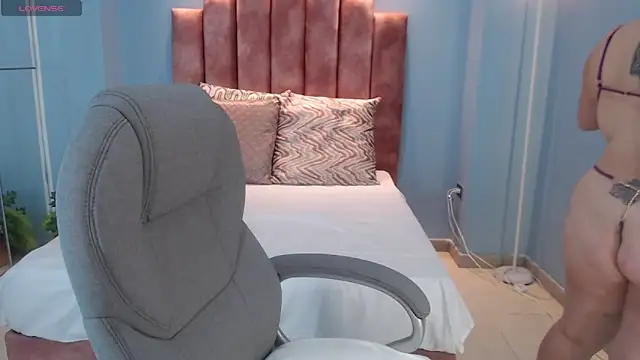 Violetta rainbow online show from 20, 11, 2025