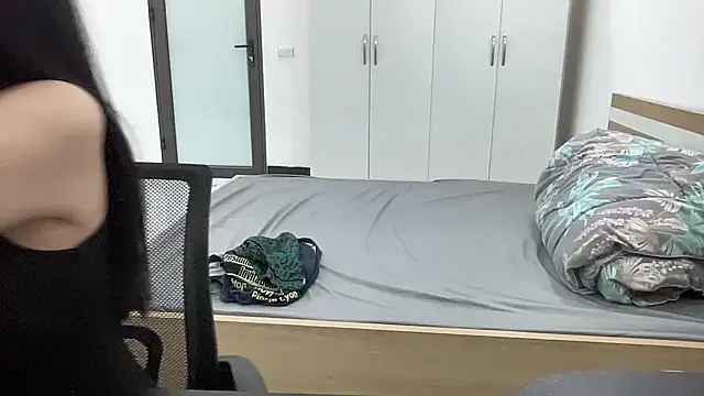 Louis Baby online show from 26, 9, 2025