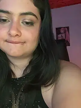 Stephania 18 online show from 6, 2, 2025