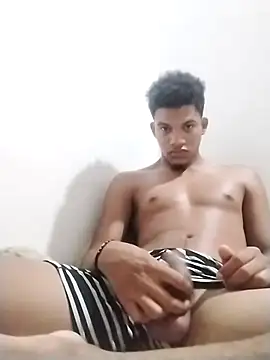 Snapshot of Gutierrez6383 chatting on 4, 3, 2025 Gutierrez6383 online show from 4, 3, 2025