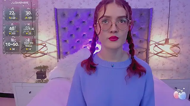 Snapshot of MiaWinx chatting on 11, 2, 2025 MiaWinx online show from 11, 2, 2025