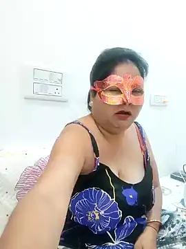 BBW HOT COUPLE online show from 1, 1, 2025