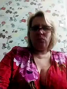 Forest-Lady online show from 2, 1, 2025