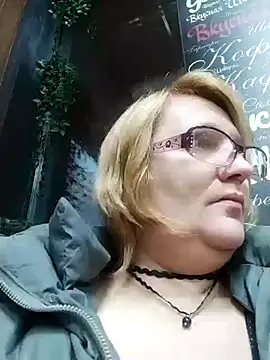 Forest-Lady online show from 25, 1, 2025