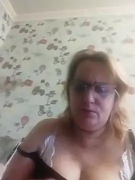 Forest-Lady online show from 25, 10, 2025