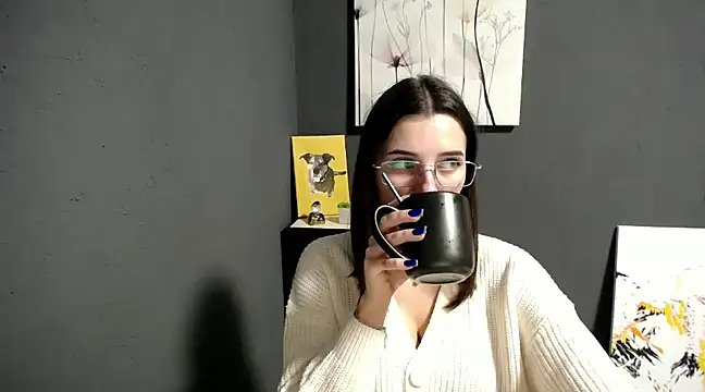 lady olivia  online show from 2, 12, 2024