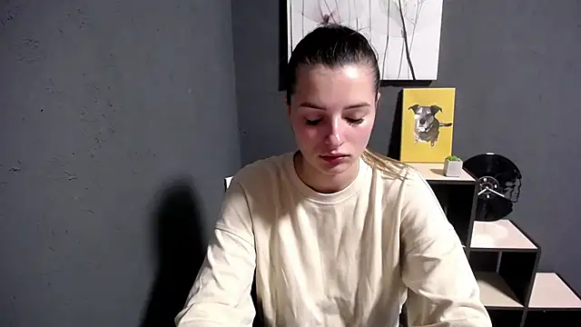 lady olivia  online show from 8, 10, 2025