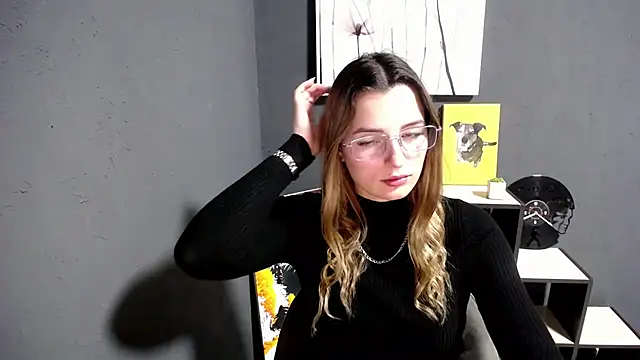 lady olivia  online show from 23, 10, 2025