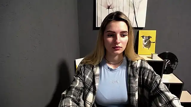 lady olivia  online show from 23, 3, 2026