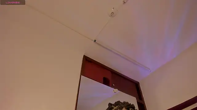 Samanntha Rose online show from 21, 2, 2025