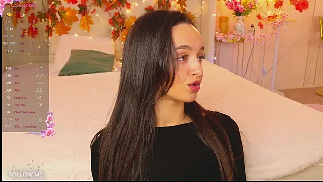 Lolly Neal online show from 15, 11, 2025