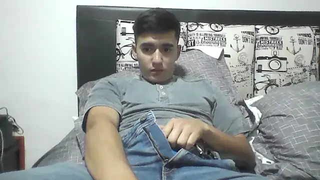 Snapshot of Estebitan_vm chatting on 18, 4, 2026 Estebitan vm online show from 18, 4, 2026