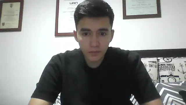 Snapshot of Estebitan_vm chatting on 22, 4, 2026 Estebitan vm online show from 22, 4, 2026
