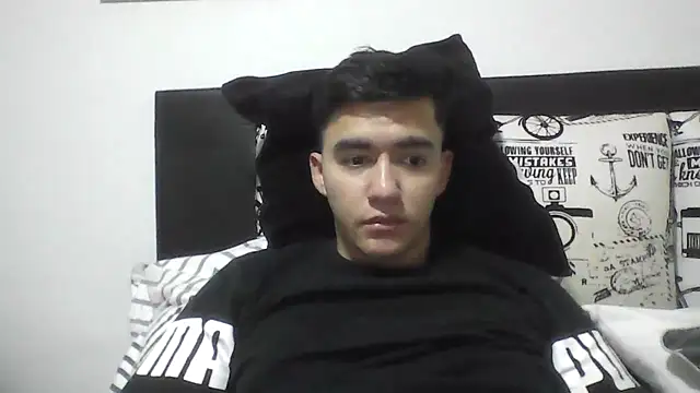 Snapshot of Estebitan_vm chatting on 29, 4, 2026 Estebitan vm online show from 29, 4, 2026